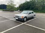 Mercedes-Benz 190E 1.8 | ORIGINAL avec historique complet., Autos, Argent ou Gris, Carnet d'entretien, Boîte manuelle, Bleu