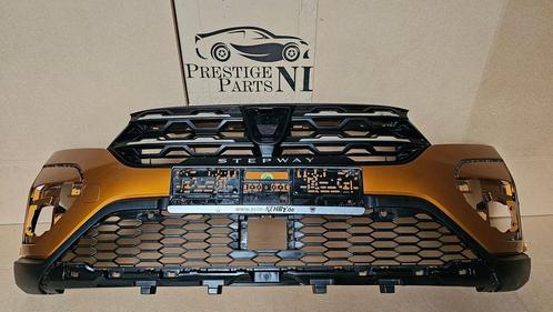 Voorbumper Dacia Sandero III 3 Stepway 620225509R 2020-2024, Auto-onderdelen, Carrosserie, Bumper, Voor, Gebruikt, Herkomst onderdeel bekend