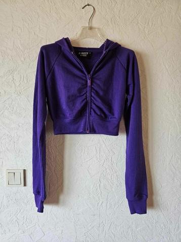 Gilet court capuche mauve taille S beschikbaar voor biedingen