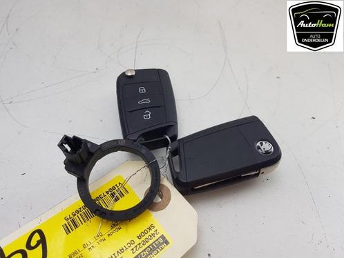 SLEUTEL Skoda Octavia Combi (5EAC) (01-2012/07-2020), Auto-onderdelen, Overige Auto-onderdelen, Skoda, Gebruikt