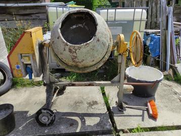 betonmolen beschikbaar voor biedingen