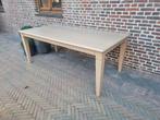 Eiken eettafel