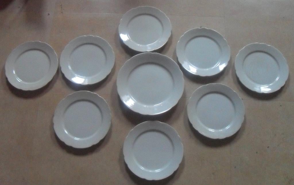 Assiettes (9 pièces), Enlèvement ou Envoi