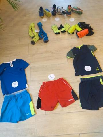 Voetbalkleren 7 tot 9 jaar beschikbaar voor biedingen