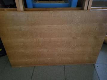 Houten Retro tafel  beschikbaar voor biedingen