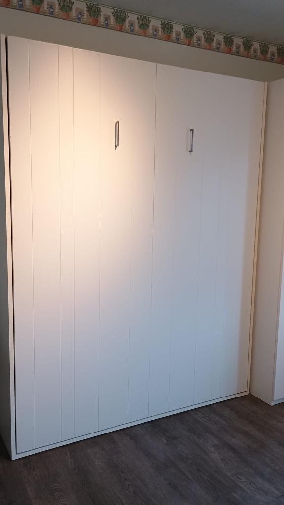 Lit mural escamotable, Maison & Meubles, Chambre à coucher | Chambres à coucher complètes, Comme neuf, Deux personnes, Enlèvement