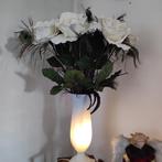 Vaas met bloemen, Ophalen