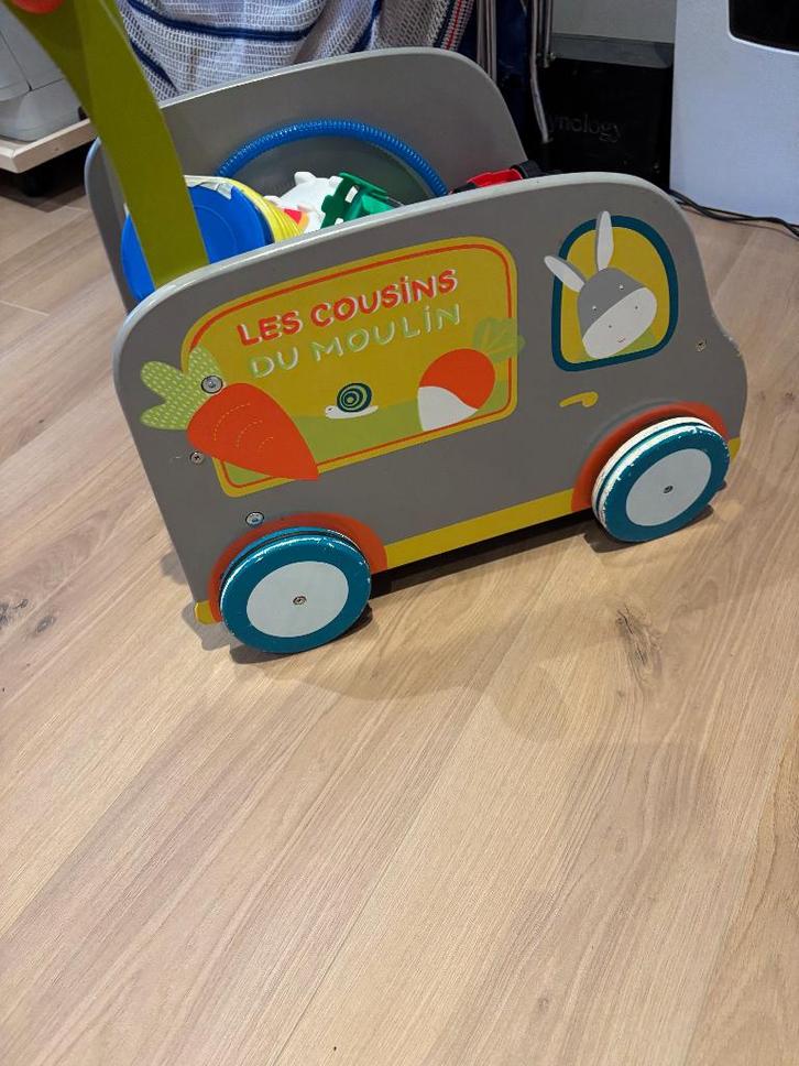 chariot de rangemenet et de marche enfants, Enfants & Bébés, Jouets | Jouets en bois, Utilisé, Jouet à Pousser ou Tirer, Enlèvement