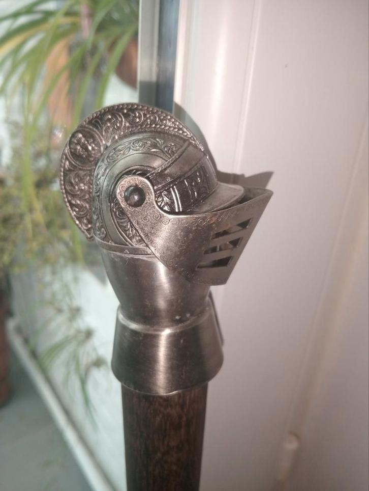 Wandelstok, stok, ridderhelm/ middeleeuws, Diversen, Wandelstokken, Gebruikt, Ophalen of Verzenden