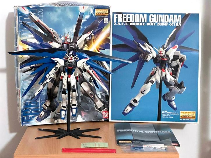 Bandai MG 1/100 Mobile Suit Gundam SEED Freedom ZGMF-X10A, Hobby en Vrije tijd, Modelbouw | Figuren en Diorama's, Gebruikt, Figuur of Figuren