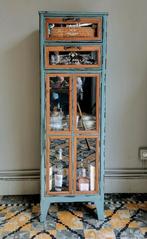 Vintage vitrinekast/ apothekerskast / drankkast, 25 tot 50 cm, 100 tot 150 cm, Minder dan 50 cm, Gebruikt