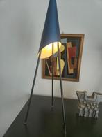 Lampe tripode Memphis design, années 1980, Ophalen