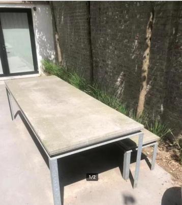 tuintafel beschikbaar voor biedingen