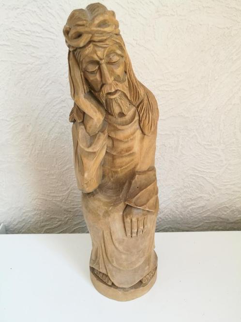 Statuette Christ pensif en bois sculpté main, Antiek en Kunst, Antiek | Religieuze voorwerpen, Ophalen of Verzenden