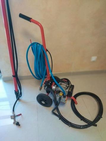 KUHN BATIPUL Pro sproeier + telescopische wand beschikbaar voor biedingen