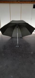 Korum 50 inch super steel brolly, Watersport en Boten, Ophalen, Zo goed als nieuw