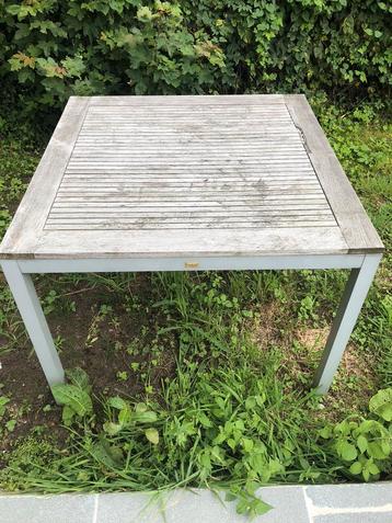 Tuintafel Ocean 100cm op 100cm beschikbaar voor biedingen
