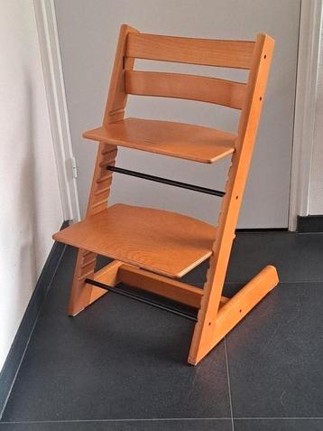 Stokke Tripp Trapp kinderstoel NIEUW MODEL in beukenkleur  beschikbaar voor biedingen