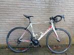 Giant Defy racefiets wit/rood/zwart. Maat 56 (1m75 - 1m85), Fietsen en Brommers, Fietsen | Racefietsen, Ophalen, 28 inch, Gebruikt