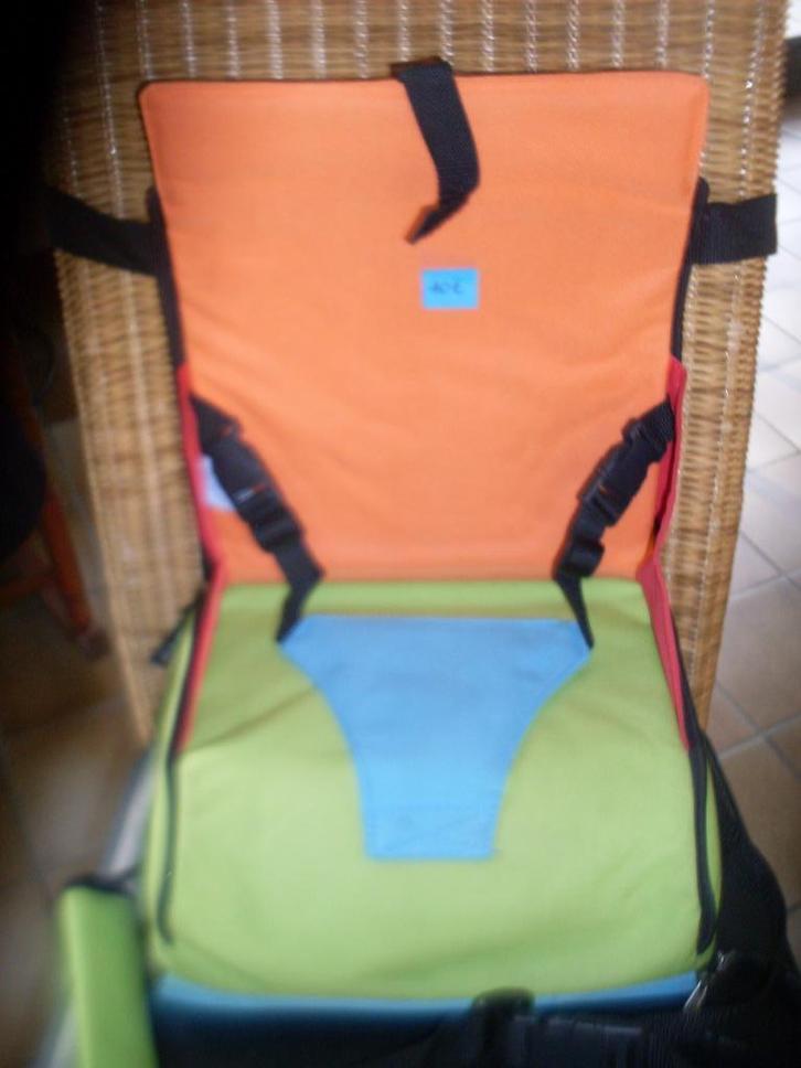 Stoelverhoger, Kinderen en Baby's, Kinderstoelen, Zo goed als nieuw, Hangstoel, Gordel(s), Ophalen of Verzenden