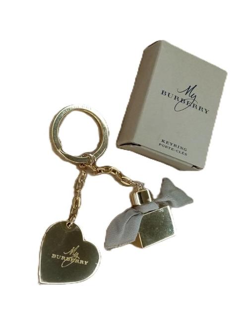 Burberry keyring - charm, Handtassen en Accessoires, Tassen | Damestassen, Zo goed als nieuw, Overige typen, Overige kleuren, Ophalen of Verzenden