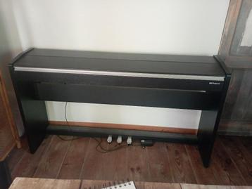 piano numérique Roland F-140R avec tabouret, Musique & Instruments, Enlèvement, Utilisé, Noir, Piano