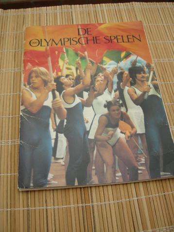 Foto's sport en info  DE OLYMPISCHE SPELEN B.O.I.C.uitgever 