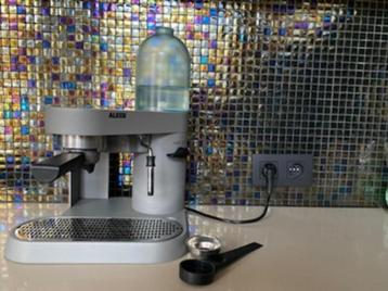 Alessi Coban koffiemachine (voor gemalen koffie) beschikbaar voor biedingen