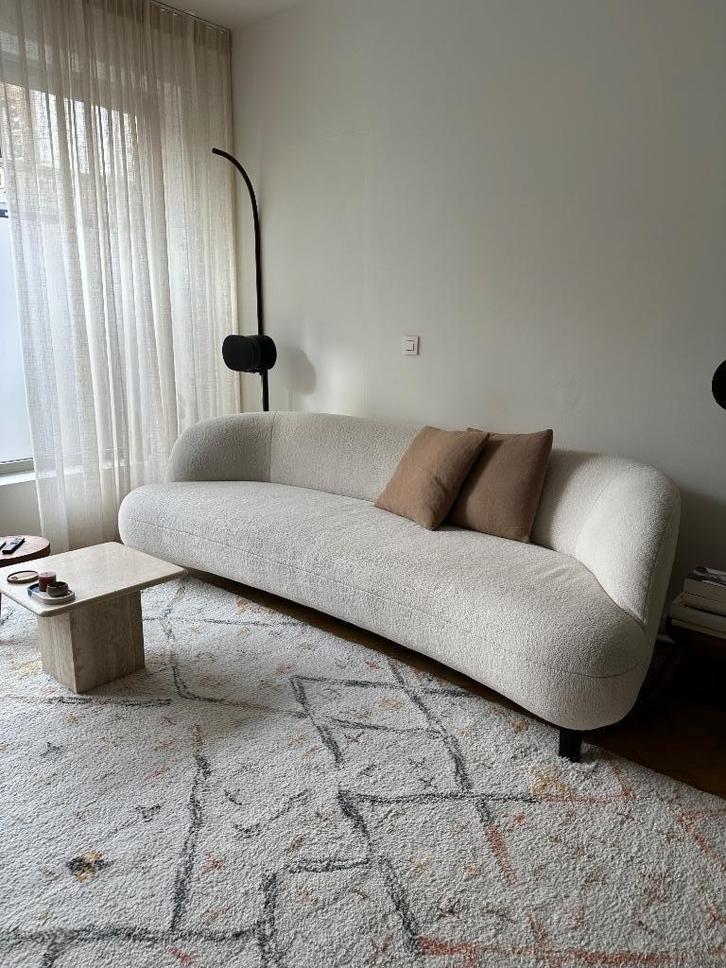 Super mooie bouclette 5-zit zetel te koop, Huis en Inrichting, Zetels | Zetels, Zo goed als nieuw, Rechte bank, Overige maten