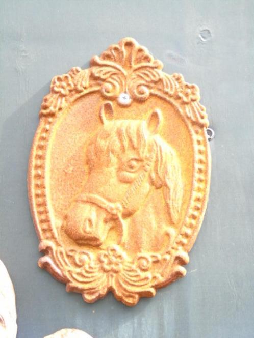 statue ou fronton décoration mural en fonte d un cheval ..., Jardin & Terrasse, Décoration murale de jardin, Neuf, Enlèvement ou Envoi
