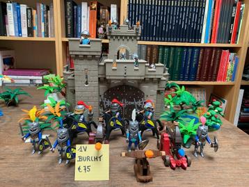 PLAYMOBIL 1V: RIDDERBURCHT MET VELE EXTRA'S! beschikbaar voor biedingen