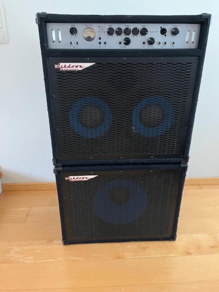 Ashdown Bascombo & cabinet, Muziek en Instrumenten, Snaarinstrumenten | Gitaren | Bas, Gebruikt, Elektrisch, Ophalen