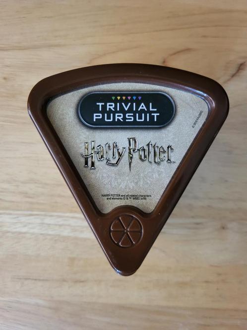Trivial Pursuit Harry Potter – Volume 2 (recharge), Hobby en Vrije tijd, Gezelschapsspellen | Overige, Gebruikt, Een of twee spelers