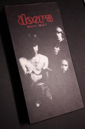 THE DOORS - Boxset ( 4CDs ) beschikbaar voor biedingen