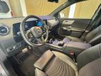 Mercedes GLA 180 camera-parkeersensoren-zetelverwarming, Auto's, 4 cilinders, Leder en Stof, 5 zetels, 5 deurs