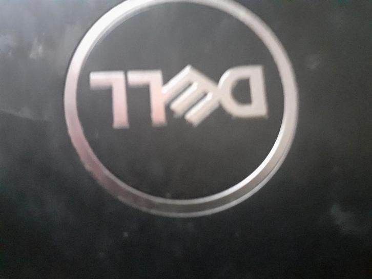 Pc  deel laptop 5590 complet avec chargeur, Informatique & Logiciels, Ordinateurs de bureau, Reconditionné, 4 Ghz ou plus, SSD