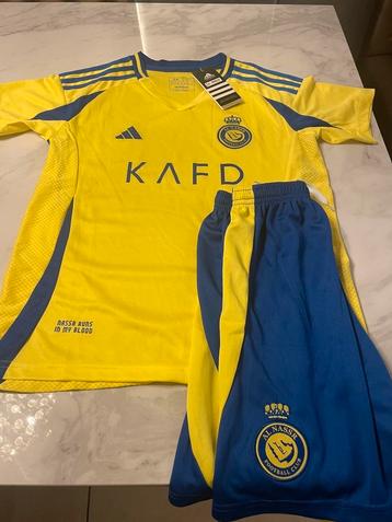 Al nassr voetbaltenue nieuw met prijskaartje  beschikbaar voor biedingen