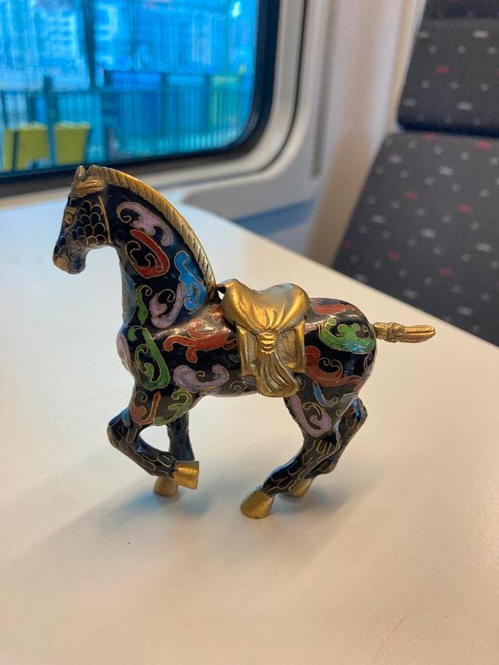 Prachtig vintage Chinees cloisonné paardje, een beeldje, Verzamelen, Beelden en Beeldjes, Zo goed als nieuw, Ophalen of Verzenden