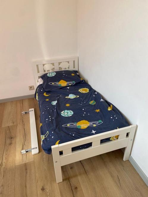 IKEA Kritterbed met zijsteun en matras, Kinderen en Baby's, Kinderkamer | Bedden, Zo goed als nieuw, 160 tot 180 cm, 70 tot 85 cm