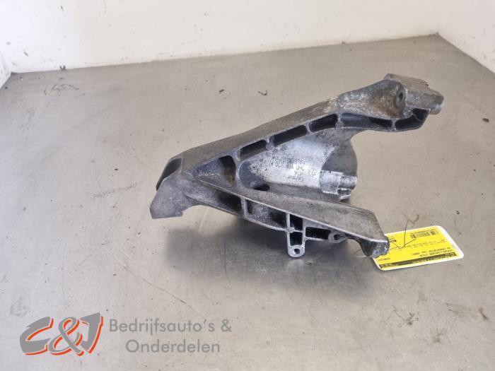 Versnellingsbak Steun van een Volkswagen Transporter, Auto-onderdelen, Ophanging en Onderstel, Volkswagen, Gebruikt, 3 maanden garantie