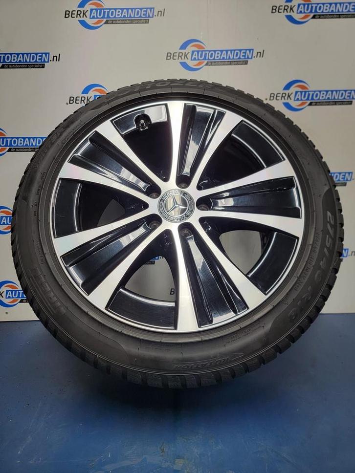 Originele 18 Inch Mercedes breedset E Klasse met winterbande, Auto-onderdelen, Banden en Velgen, Banden en Velgen, Winterbanden