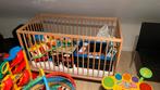 Sniglar houten babybedje ikea, Kinderen en Baby's, Babyparken, Ophalen, Zo goed als nieuw