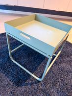 Kleine bijzet tafel in metaal, Huis en Inrichting, Ophalen, Gebruikt, Metaal