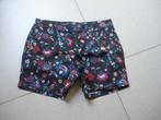 Yessica short, dames/meisjes. mt 42, Kleding | Dames, Broeken en Pantalons, Kort, Yessica, Maat 42/44 (L), Ophalen of Verzenden
