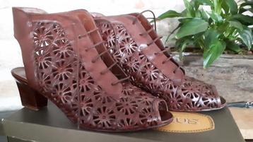 Mooie Leder schoenen * Lorenzo Luciano *Maat 38 beschikbaar voor biedingen