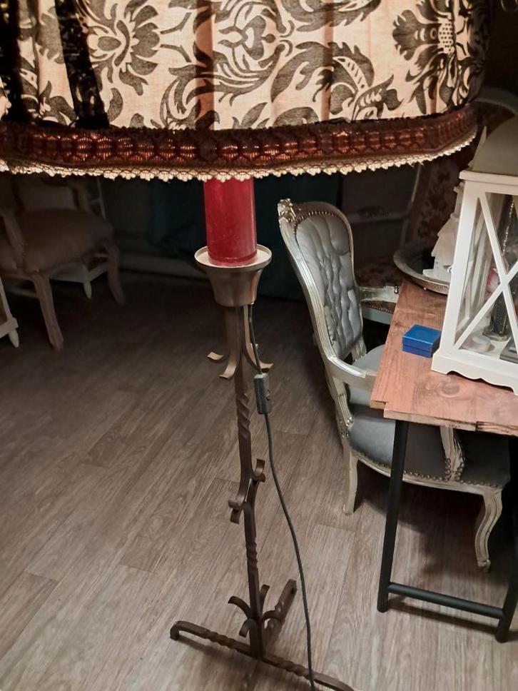 Lampadaire baroque et ..., Maison & Meubles, Lampes | Lampadaires, Bois, Enlèvement