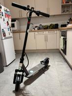 Trottinette electrique Aovo Pro neuve, Vélos & Vélomoteurs, Trottinettes, Enlèvement, Comme neuf