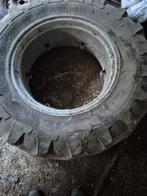 Traktorband met buitenvelg,  van MF 5465, Ophalen