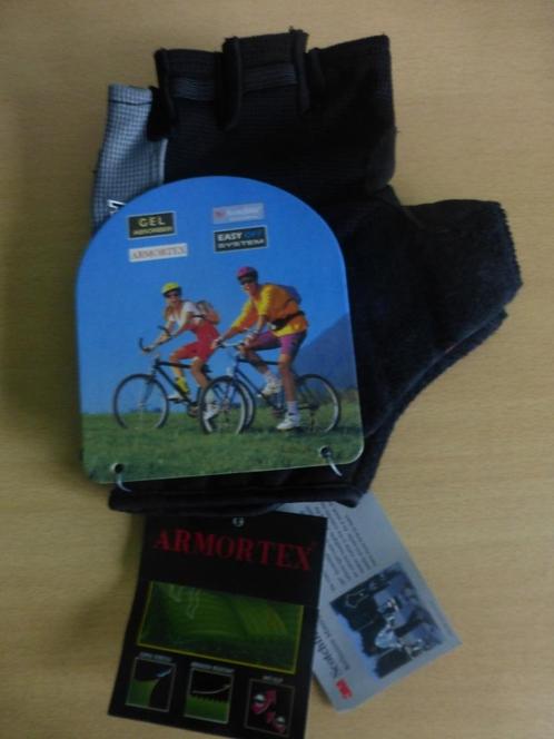 NIEUW Armortex fietshandschoenen met labels, Fietsen en Brommers, Fietsaccessoires | Fietskleding, Nieuw, Dames, Heren, Kinderen