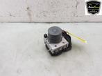 ABS POMP Skoda Fabia III Combi (NJ5) (01-2014/12-2022), Gebruikt, Skoda